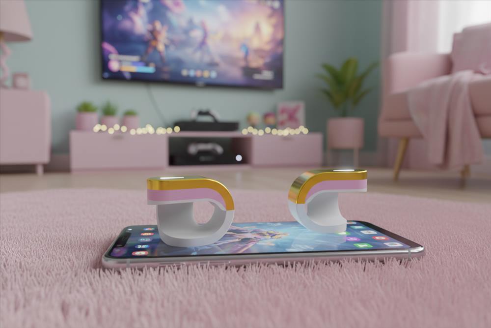 MOBA play in a bright room